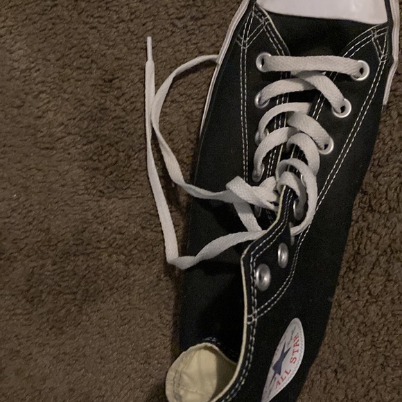 Selling old converse that are in pretty good condition - Picture 4 of 4